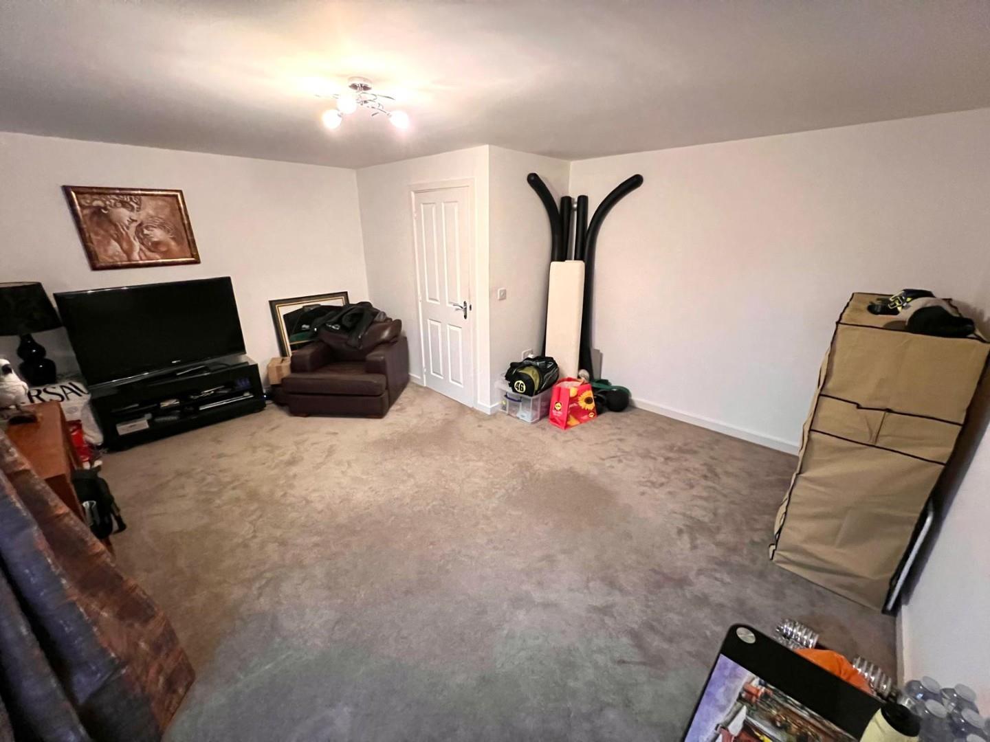 Hever Close, St. Crispin