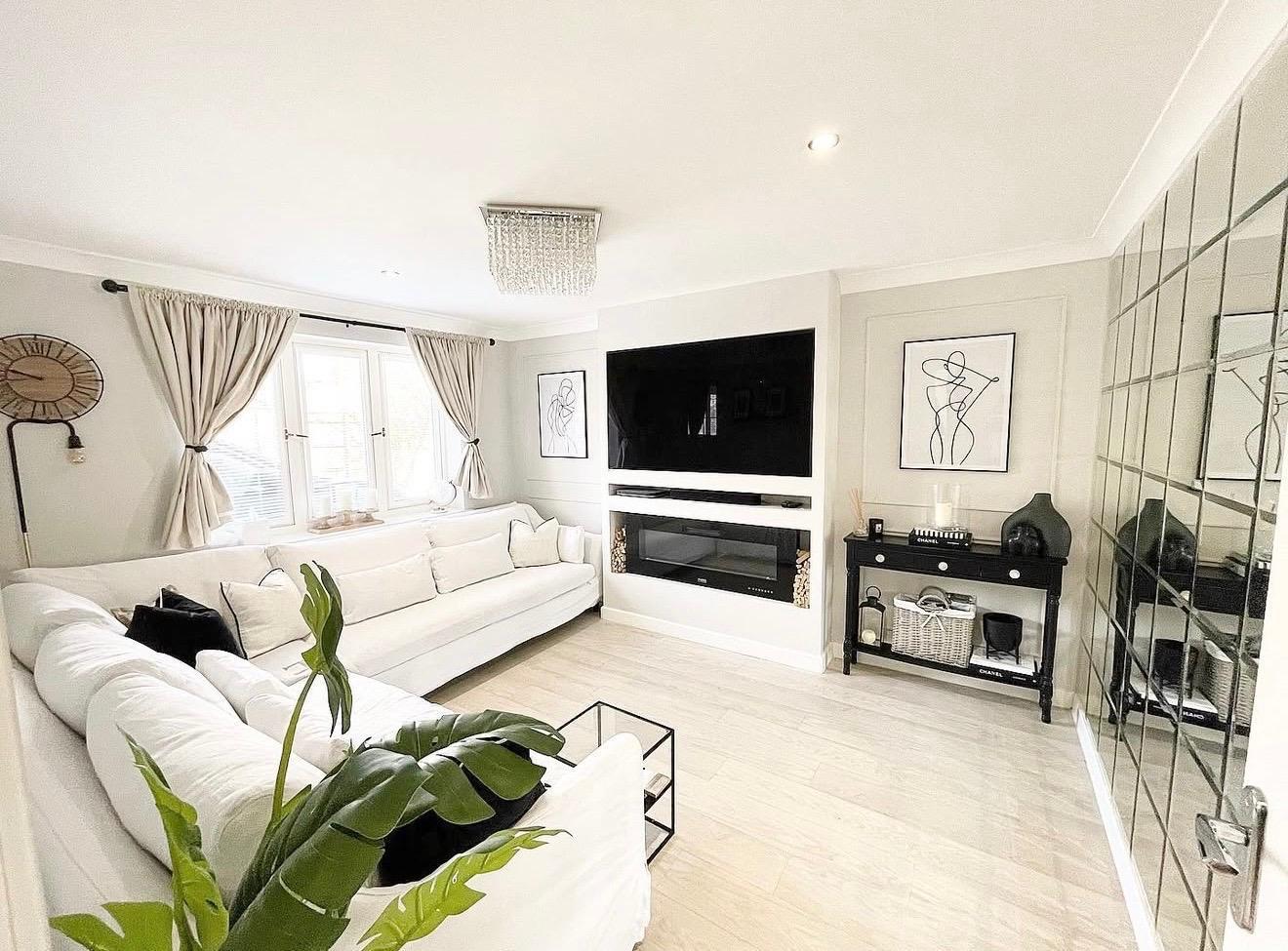 Pemberley Walk, Balmoral Close, St. Crispin