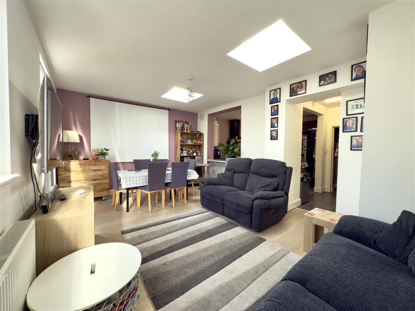 Abbots Way, St. James