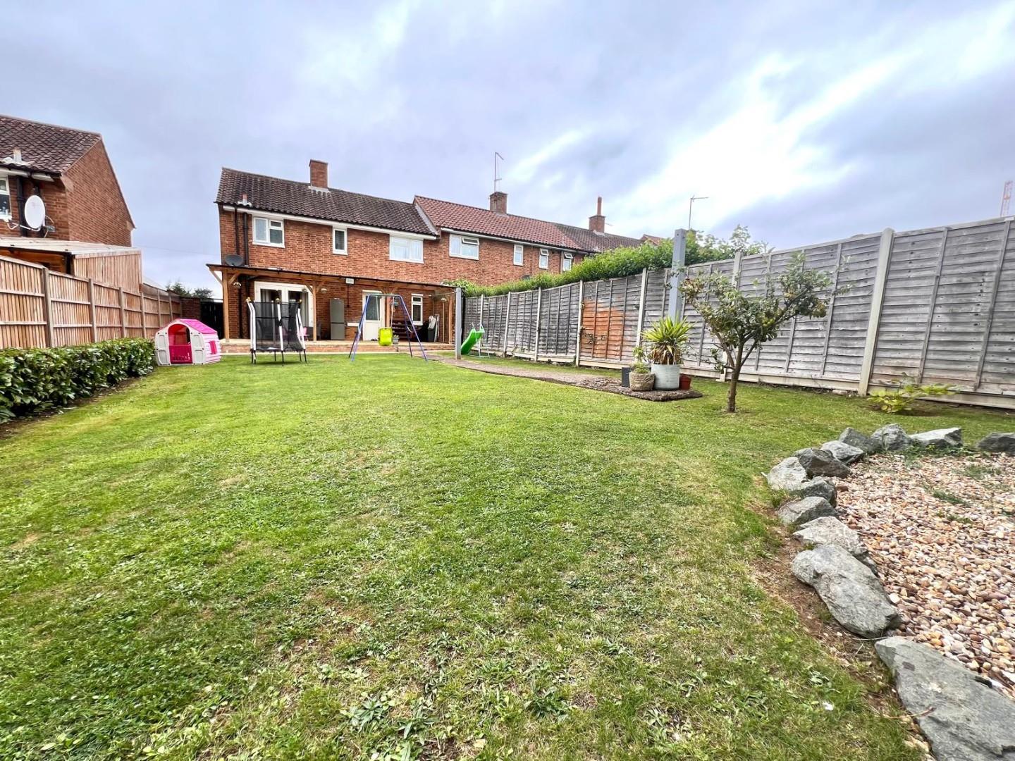 Glebeland Road, Dallington