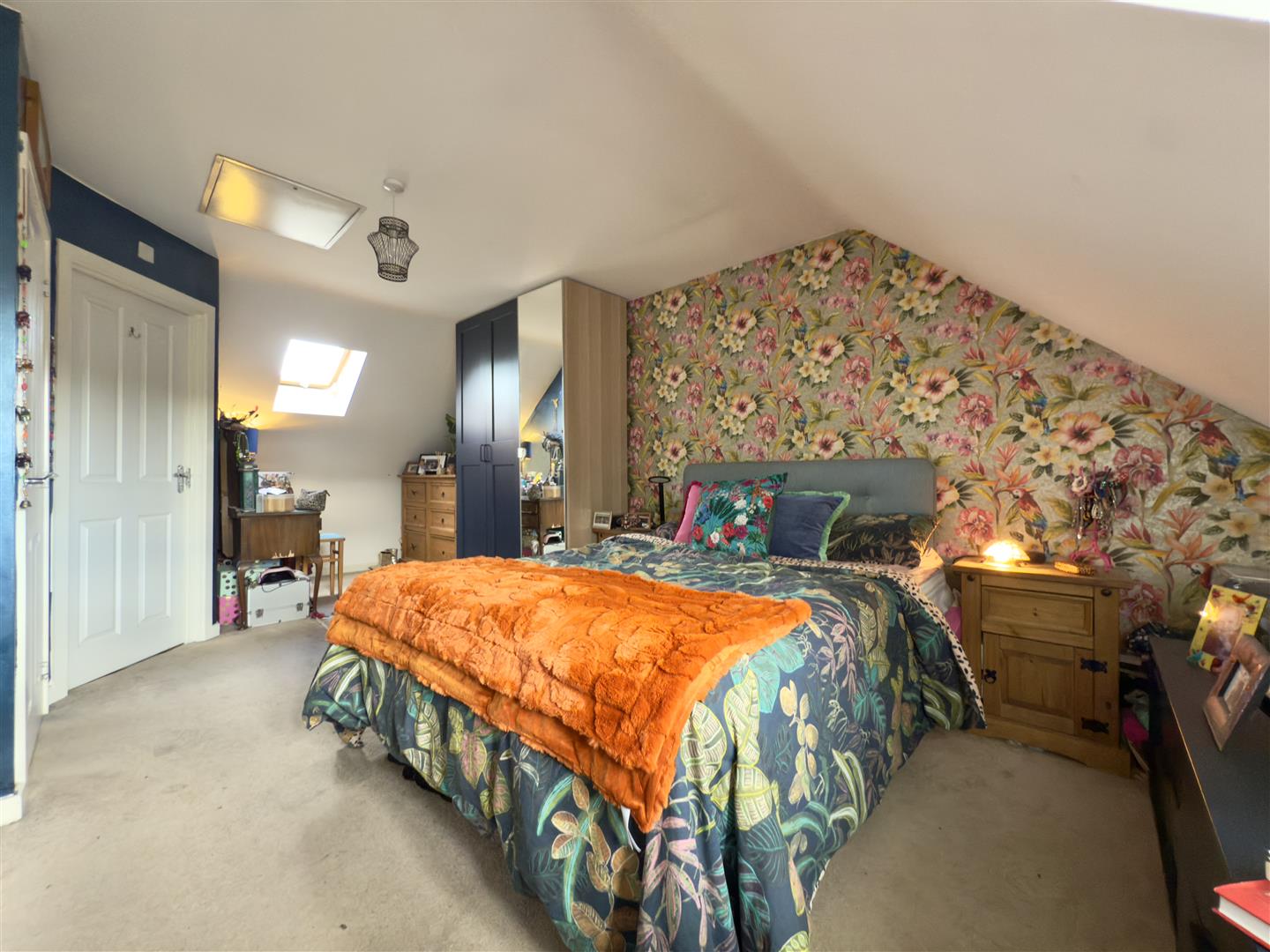 Kent Road South, St. Crispin