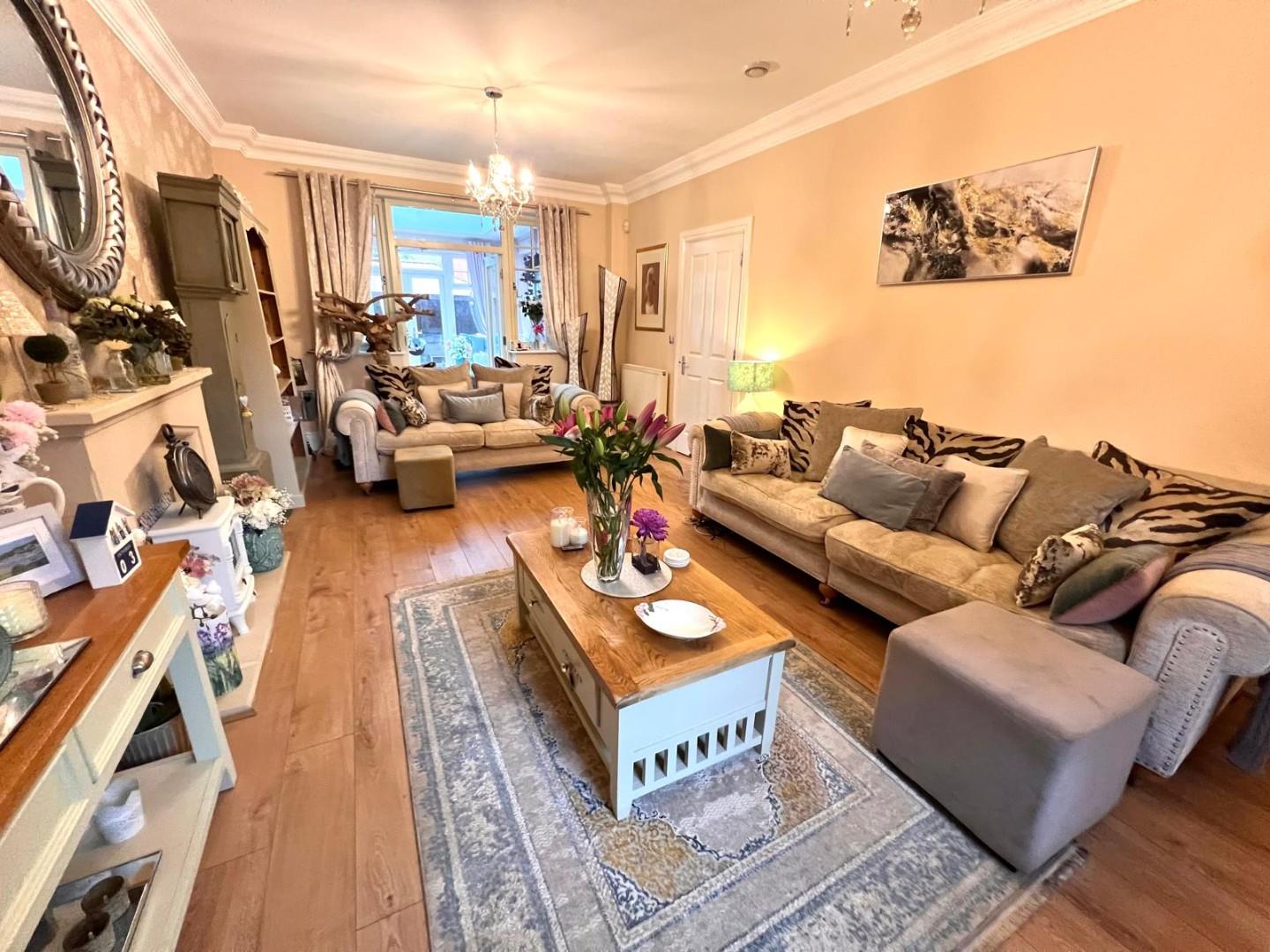 Jack Pin Lane, Upton