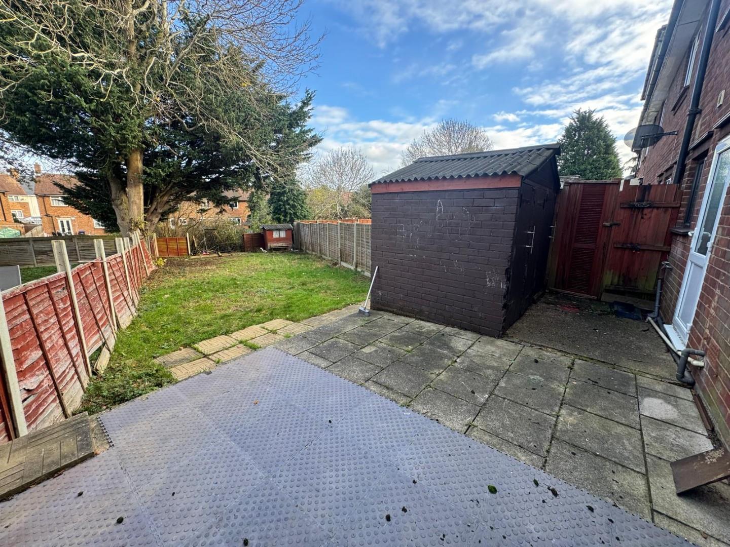 Dallington Road, Dallington