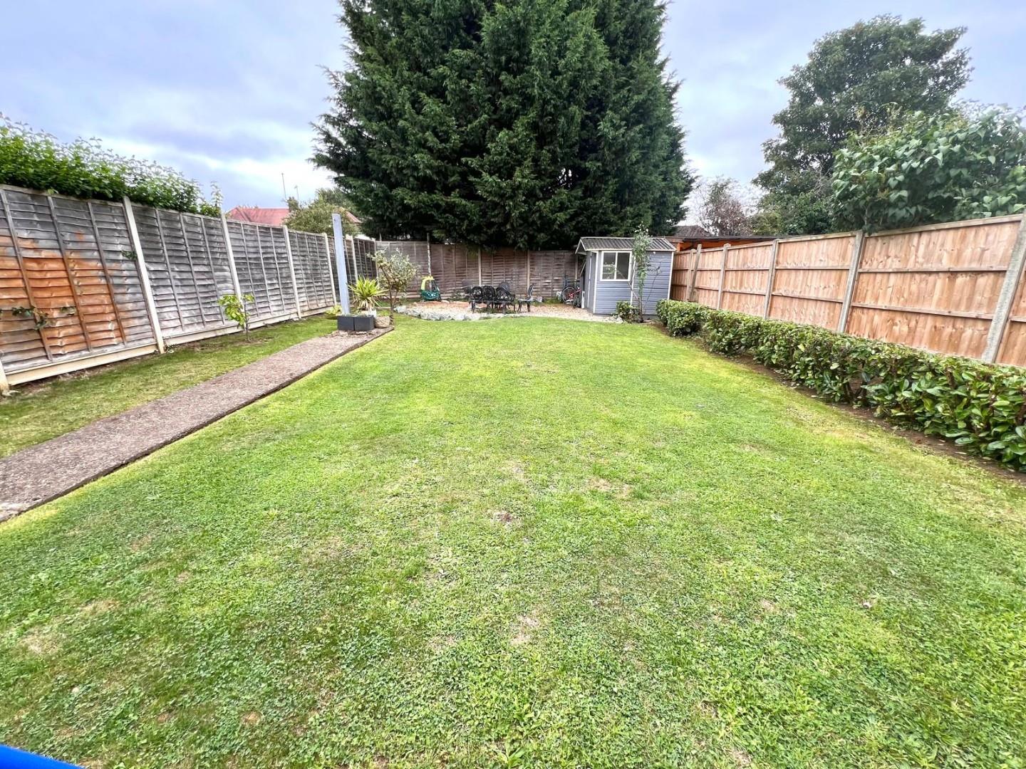 Glebeland Road, Dallington