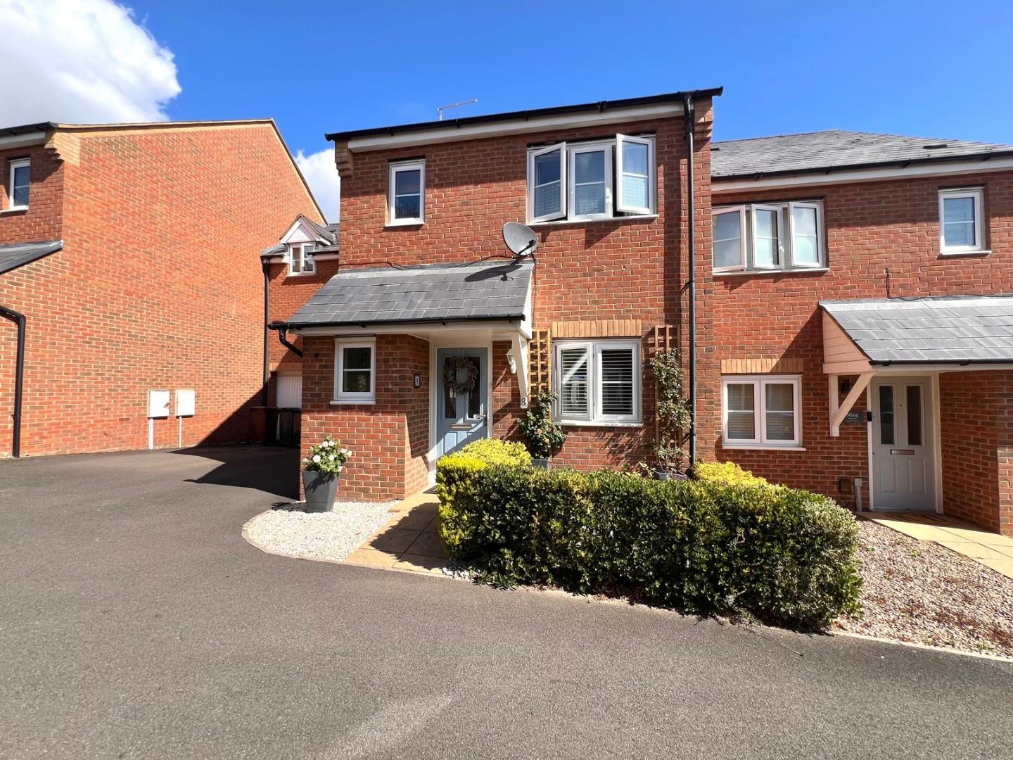 Thompson Close, St Crispin