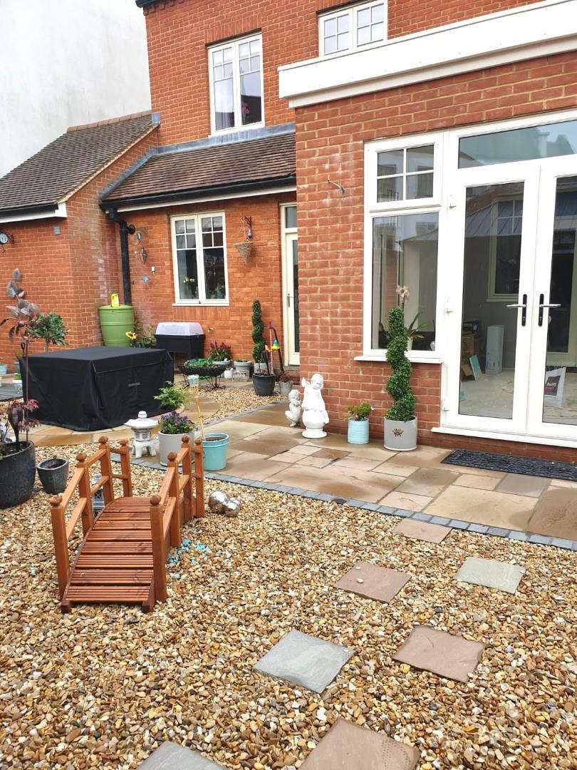 Jack Pin Lane, Upton