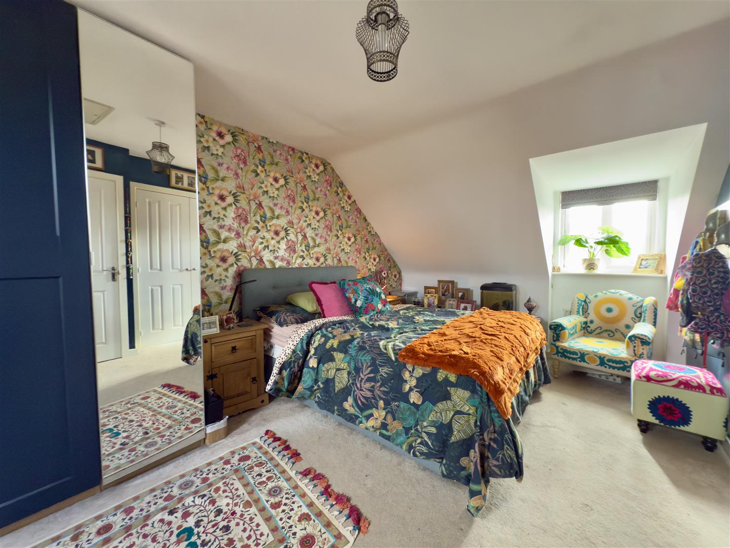 Kent Road South, St. Crispin