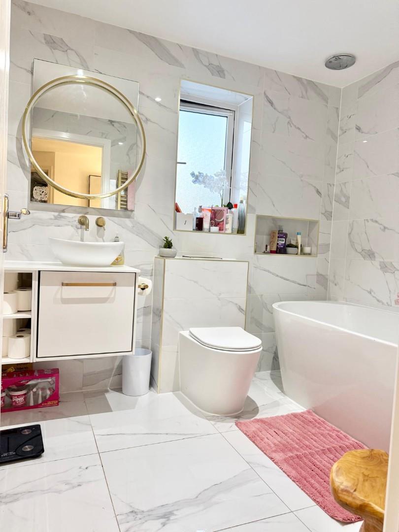 Pemberley Walk, Balmoral Close, St. Crispin