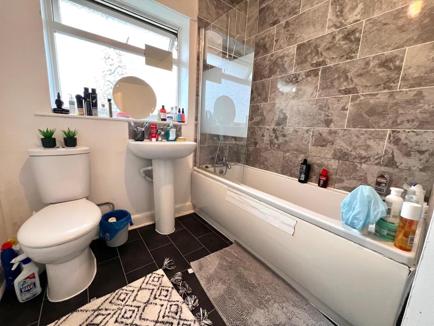 Merthyr Road, Spencer