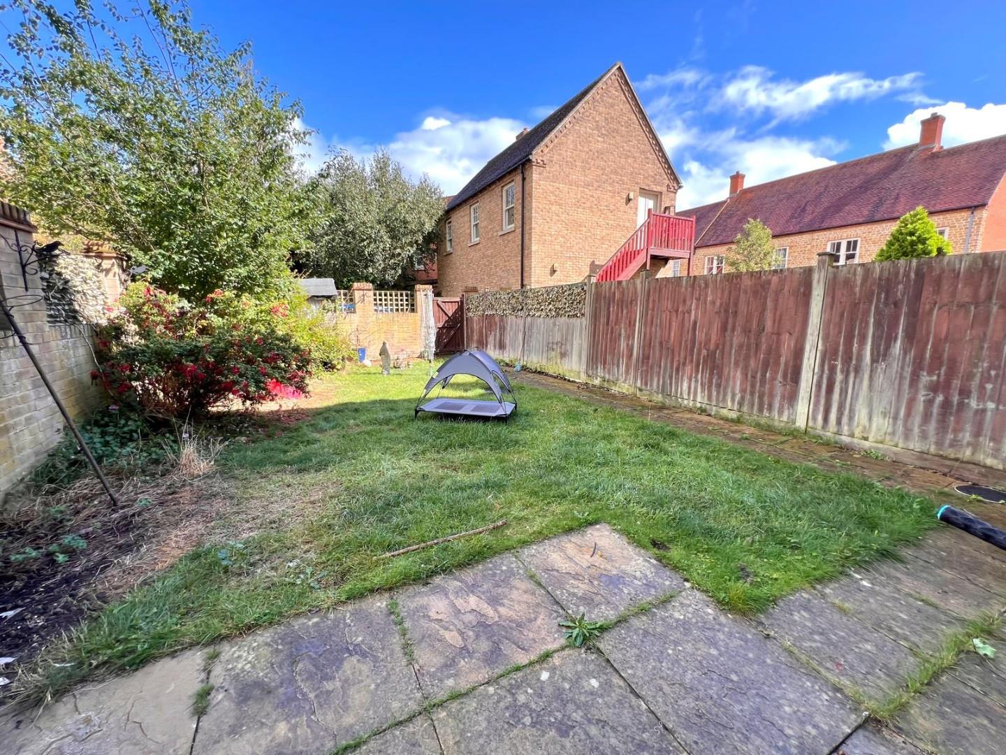 Black Cat Drive, Upton