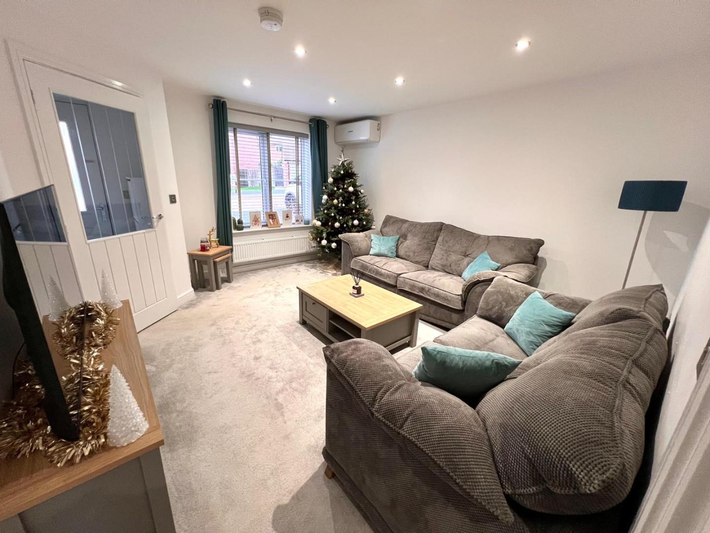 Aynhoe Road, St. Crispin