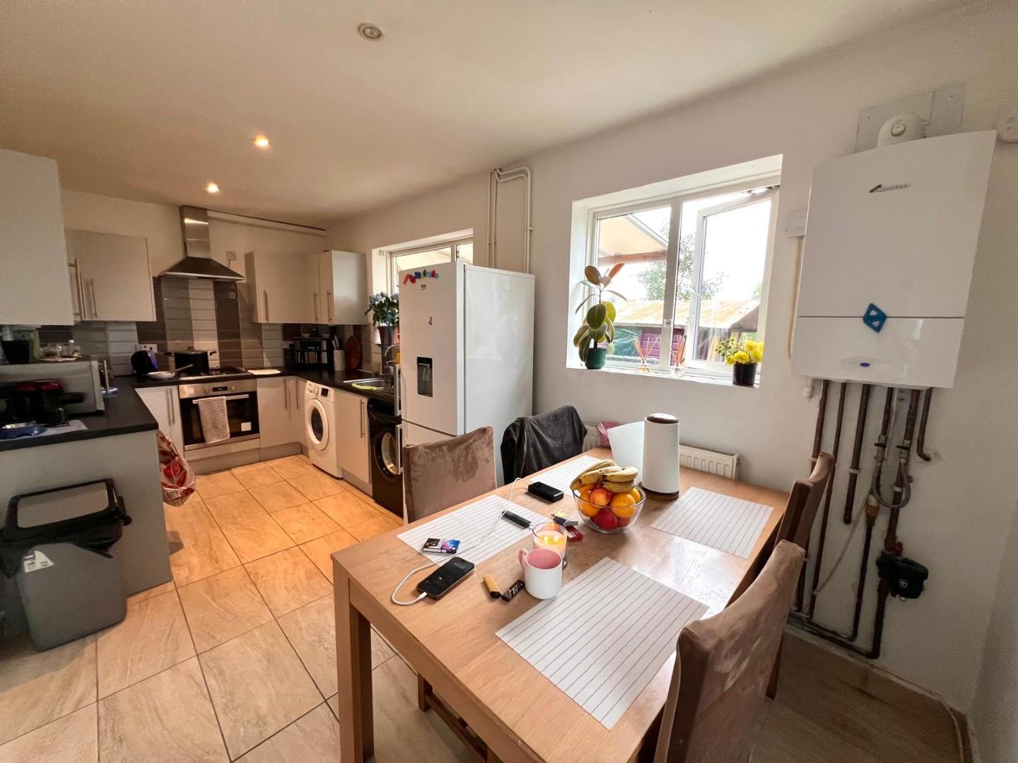 Merthyr Road, Spencer