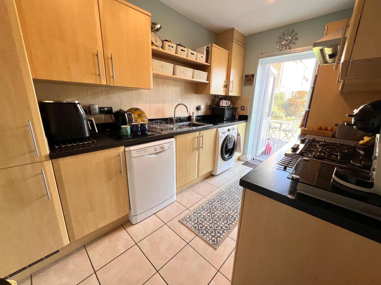 Thompson Close, St Crispin