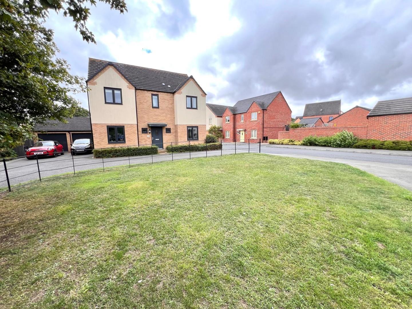 Jennings Close, St. Crispin