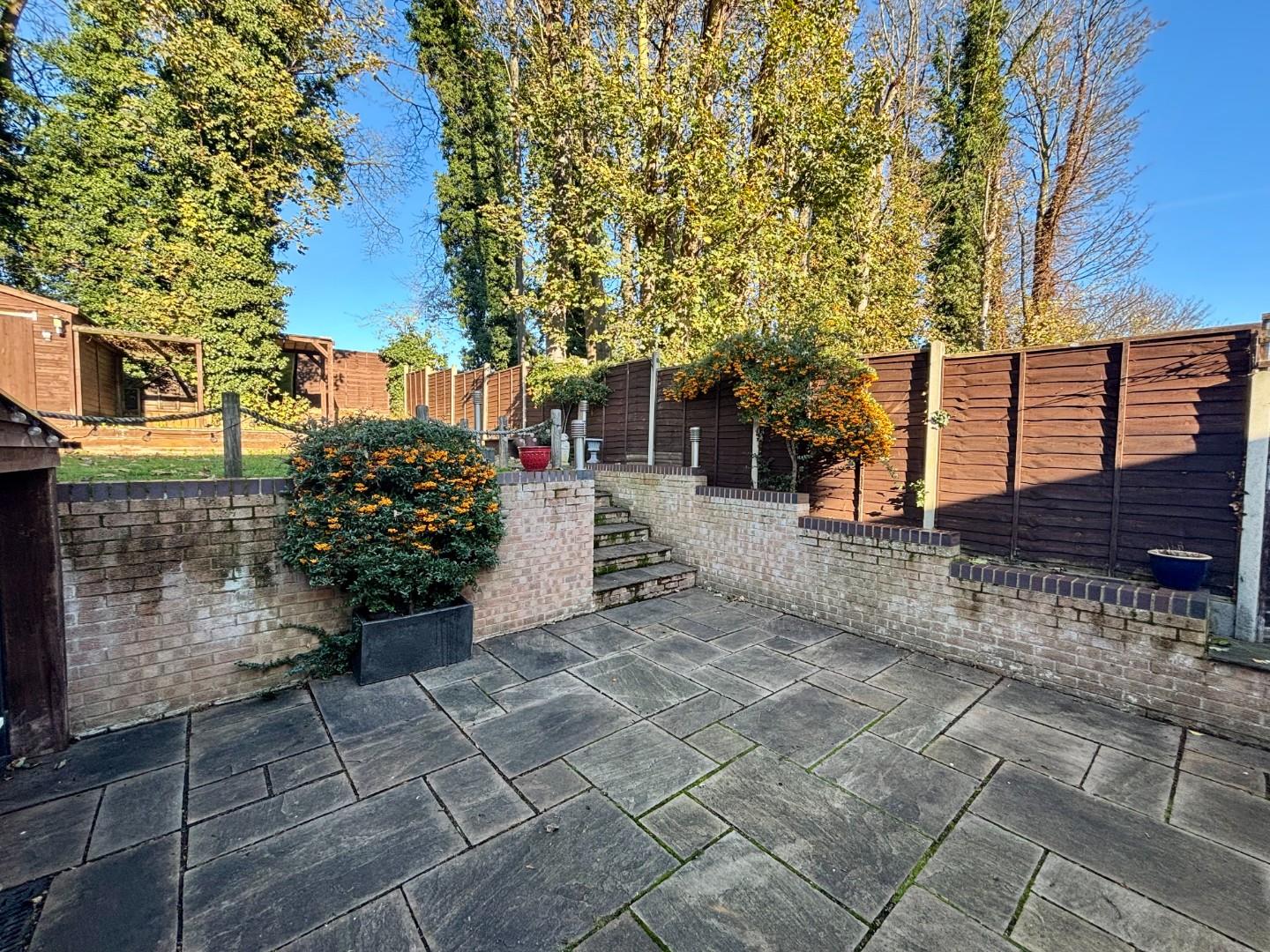 Ecton Park Road, Ecton Brook