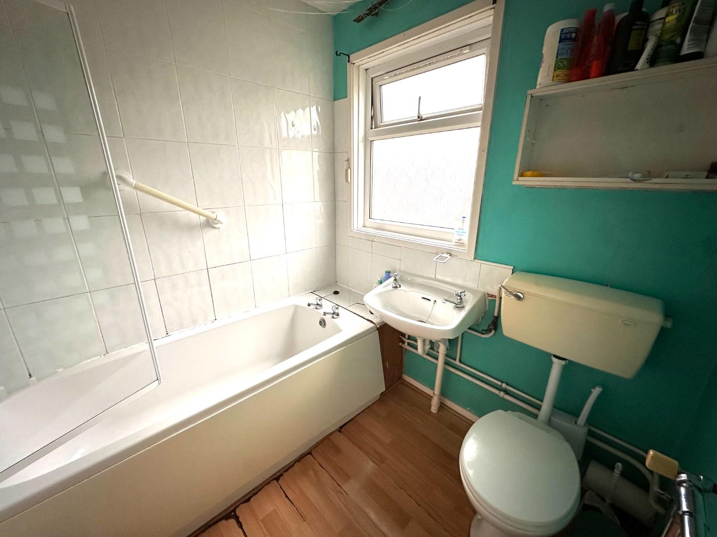 Farm Field Court, Thorplands