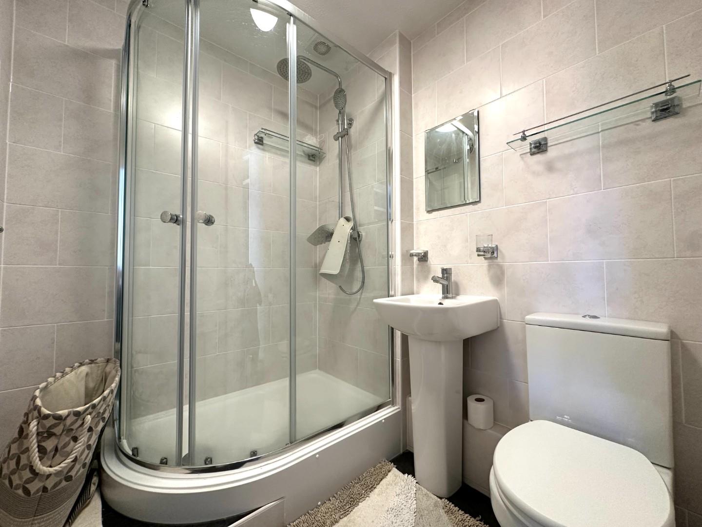 Juniper Court, Berrydale