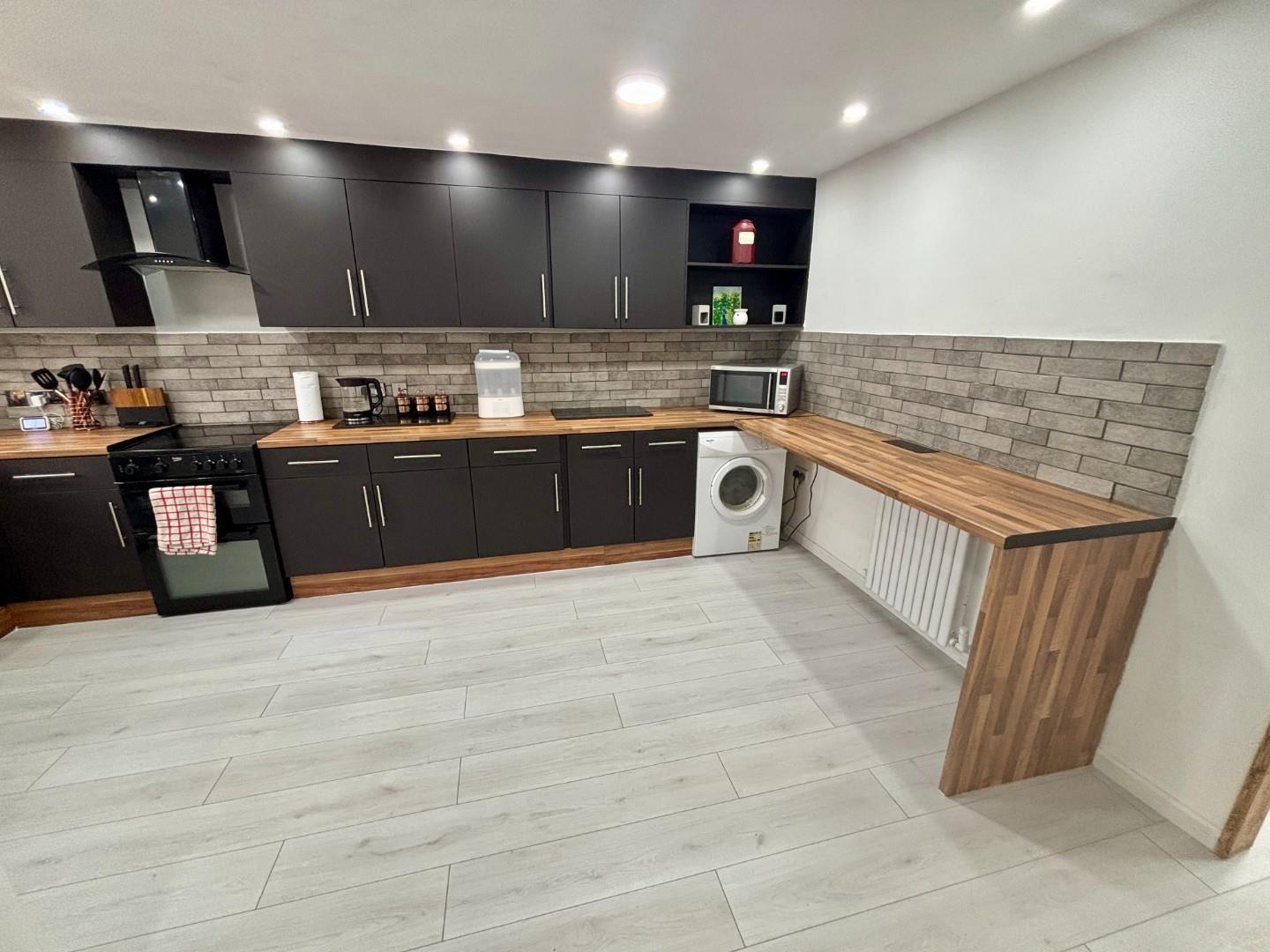 Greatmeadow, Blackthorn