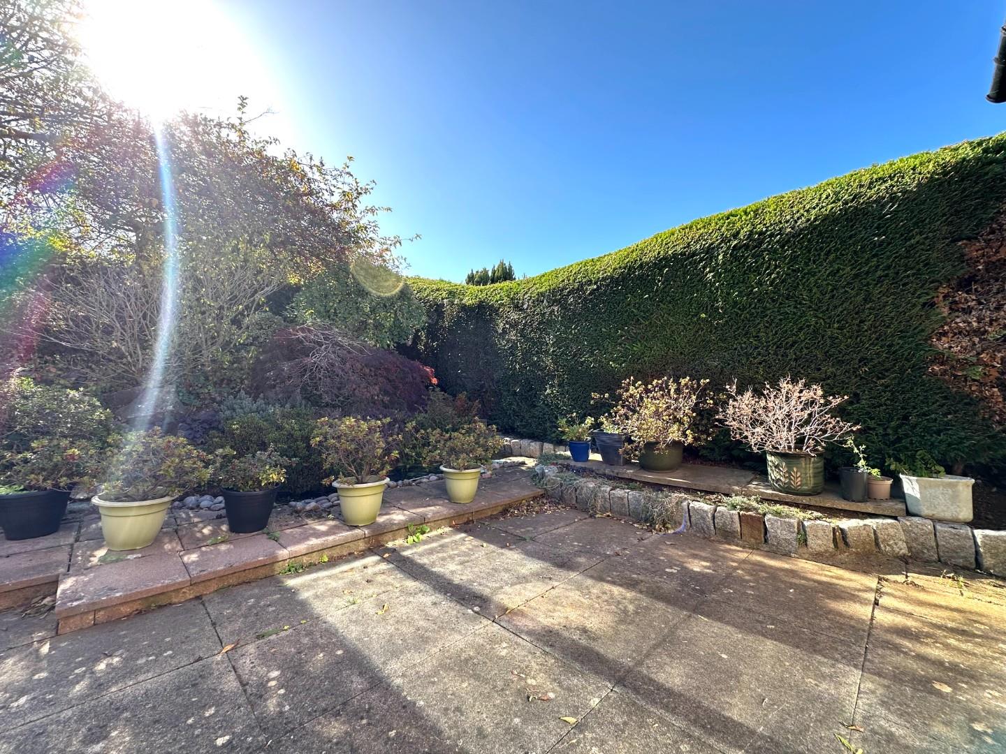 Juniper Court, Berrydale