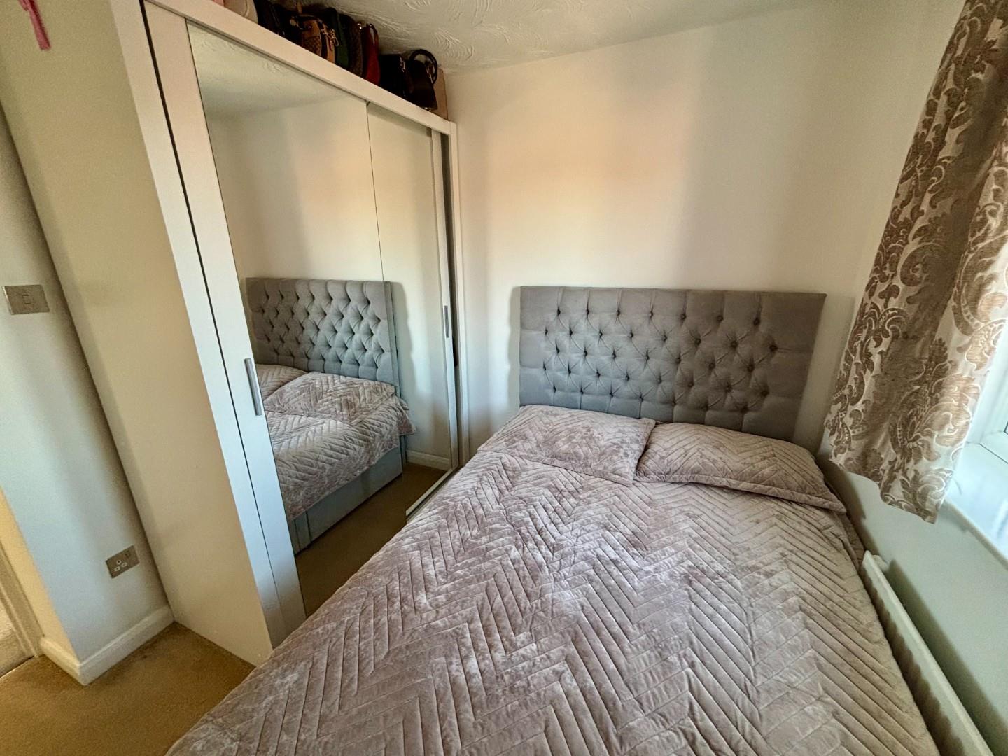 Farmhill Road, Southfields