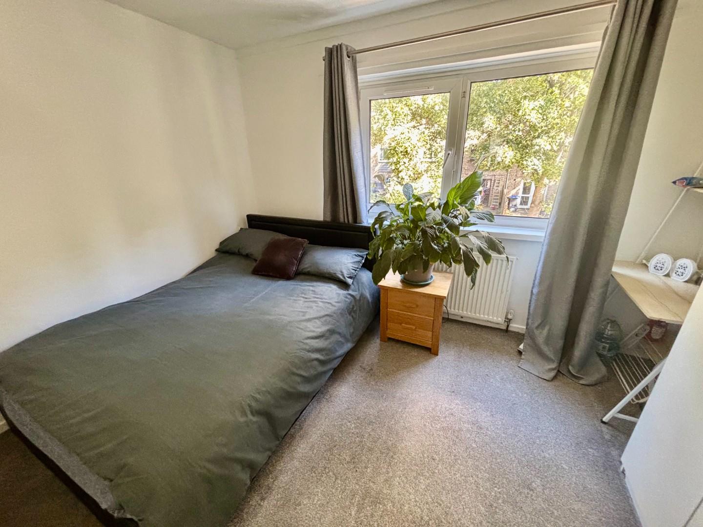 Wade Meadow Court, Lings