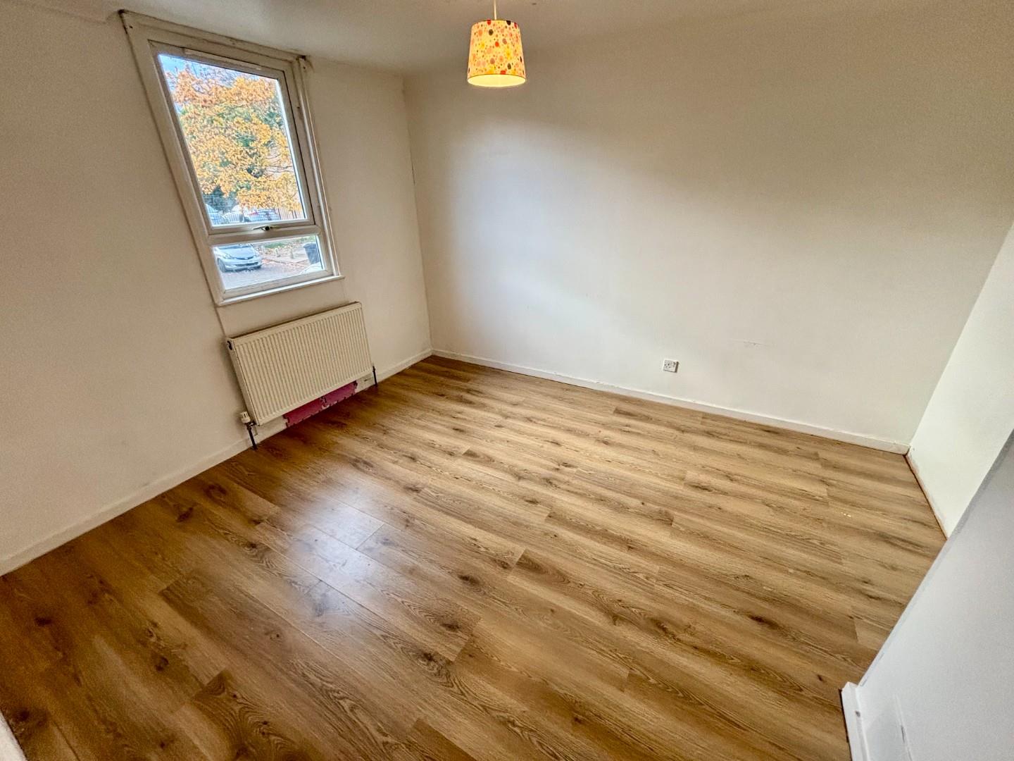 Swain Court, Lumbertubs