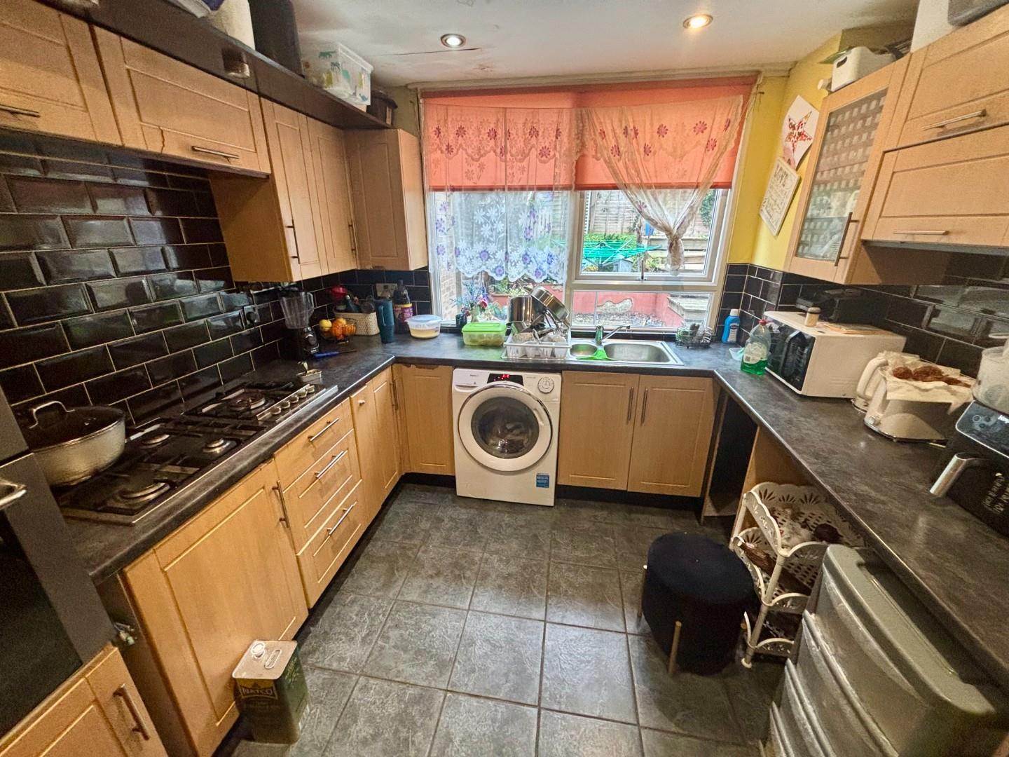 Preston Court, Lumbertubs