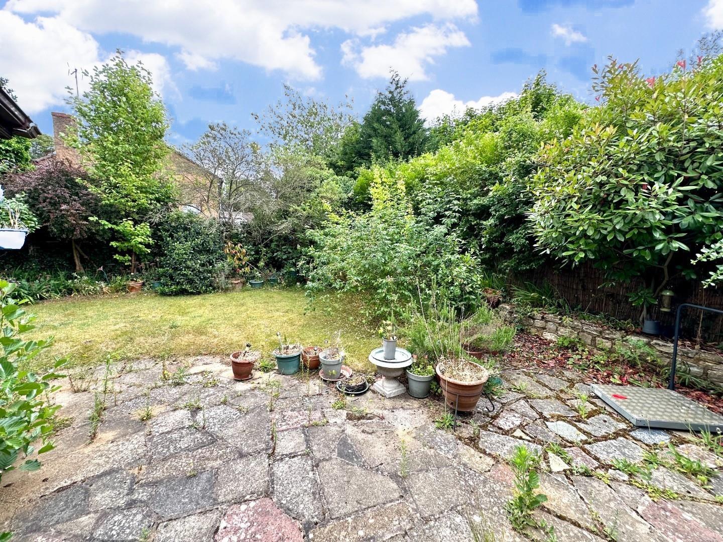 Orchard Hill, Little Billing