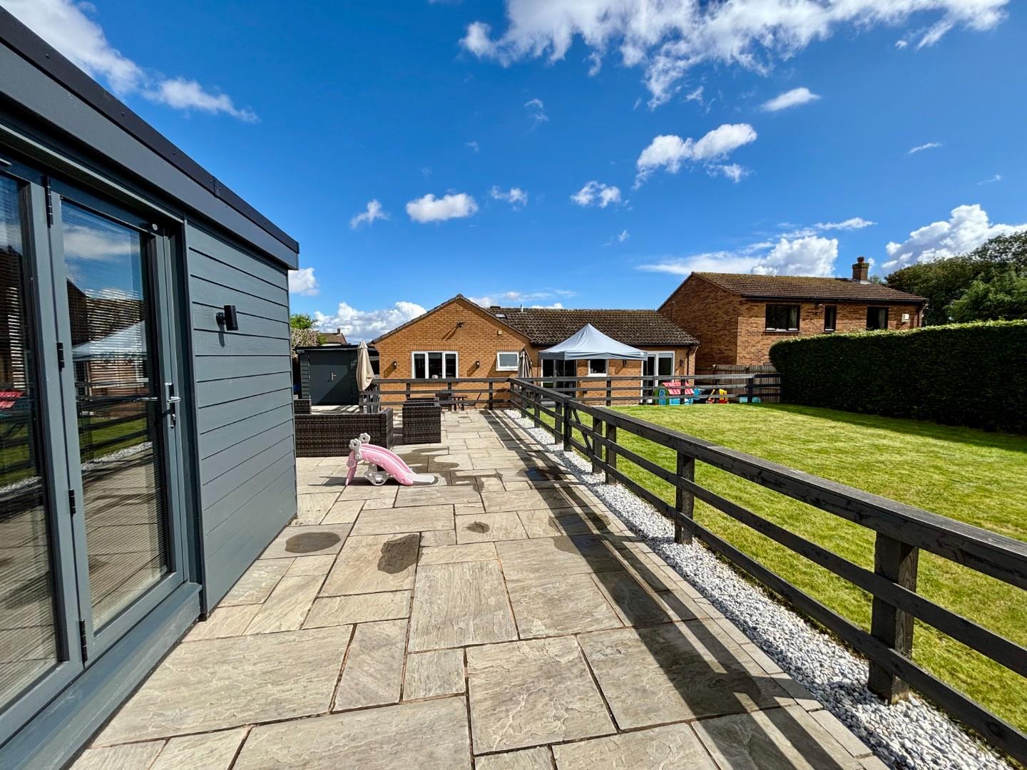 Strawberry Hill, Berrydale