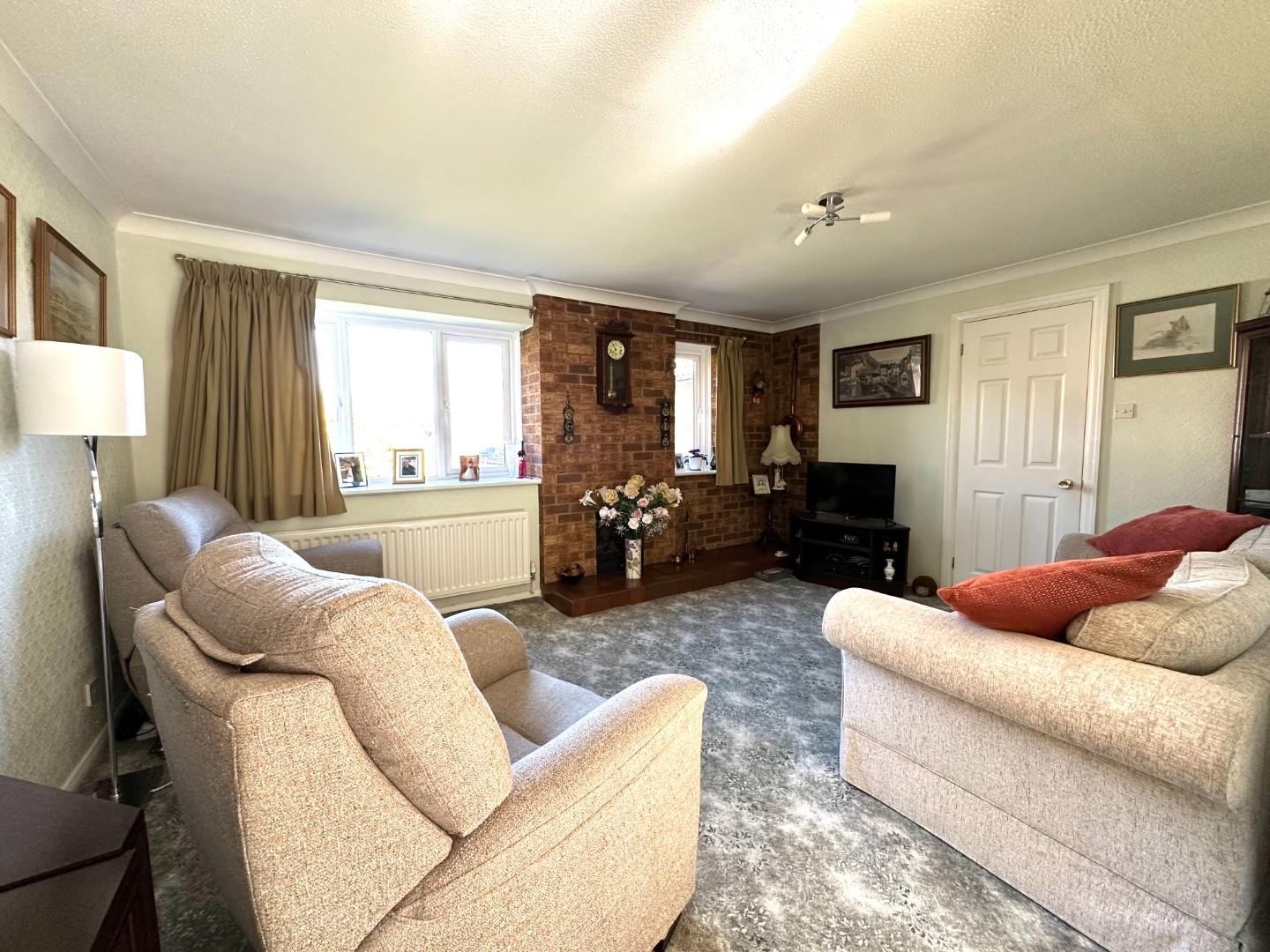 Juniper Court, Berrydale