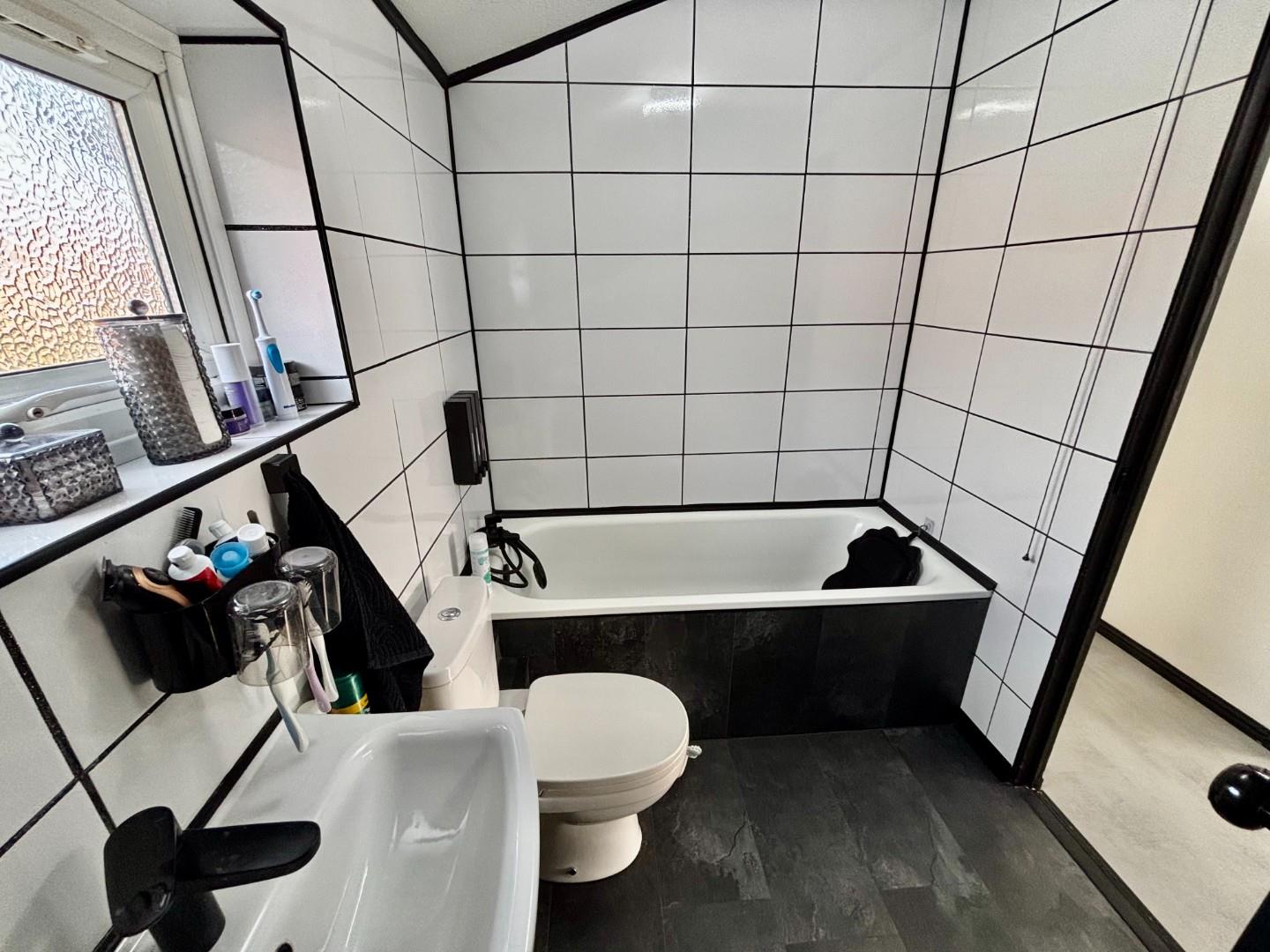 Lark Rise, Northampton