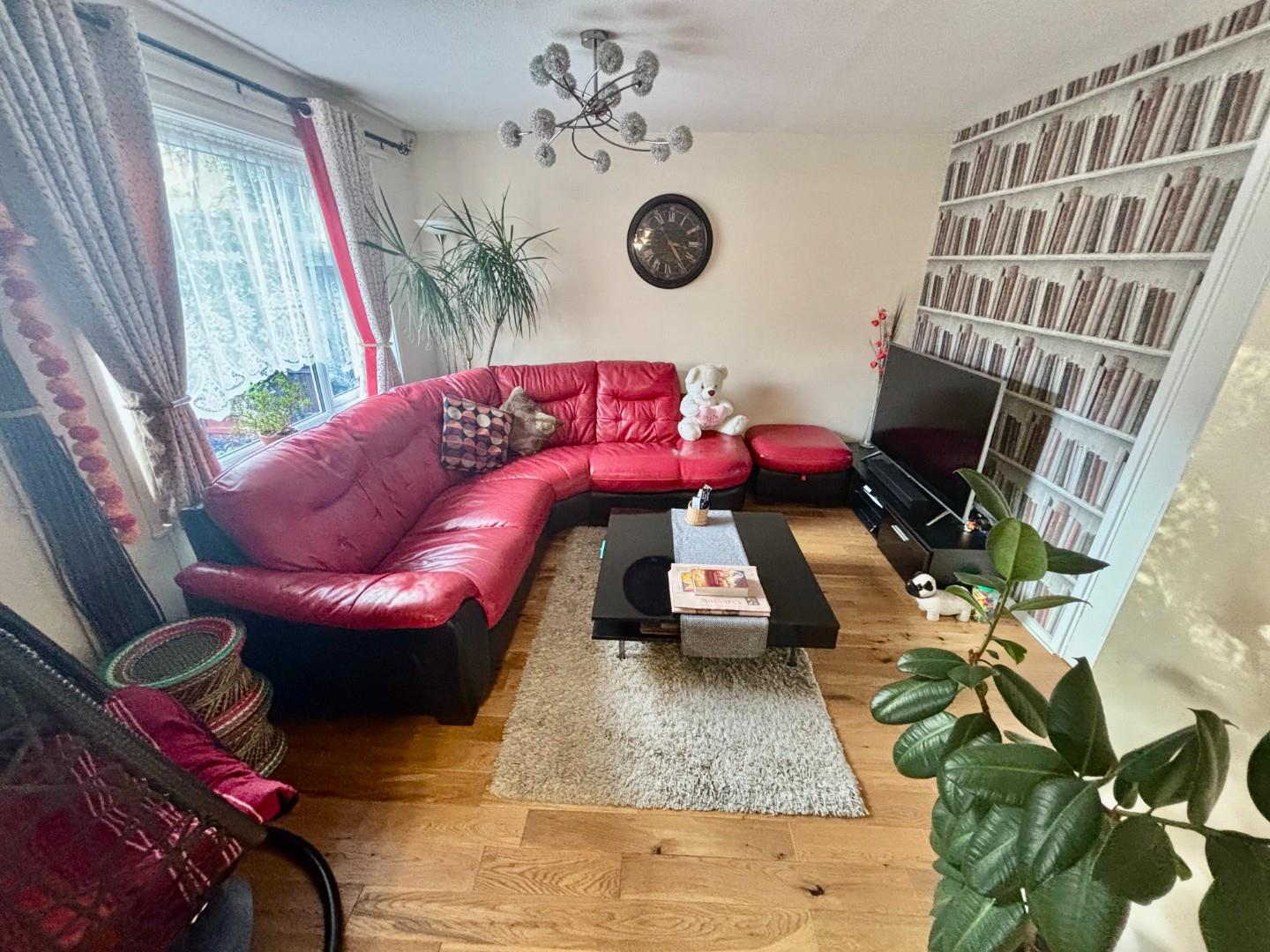 Sidebrook Court, Thorplands