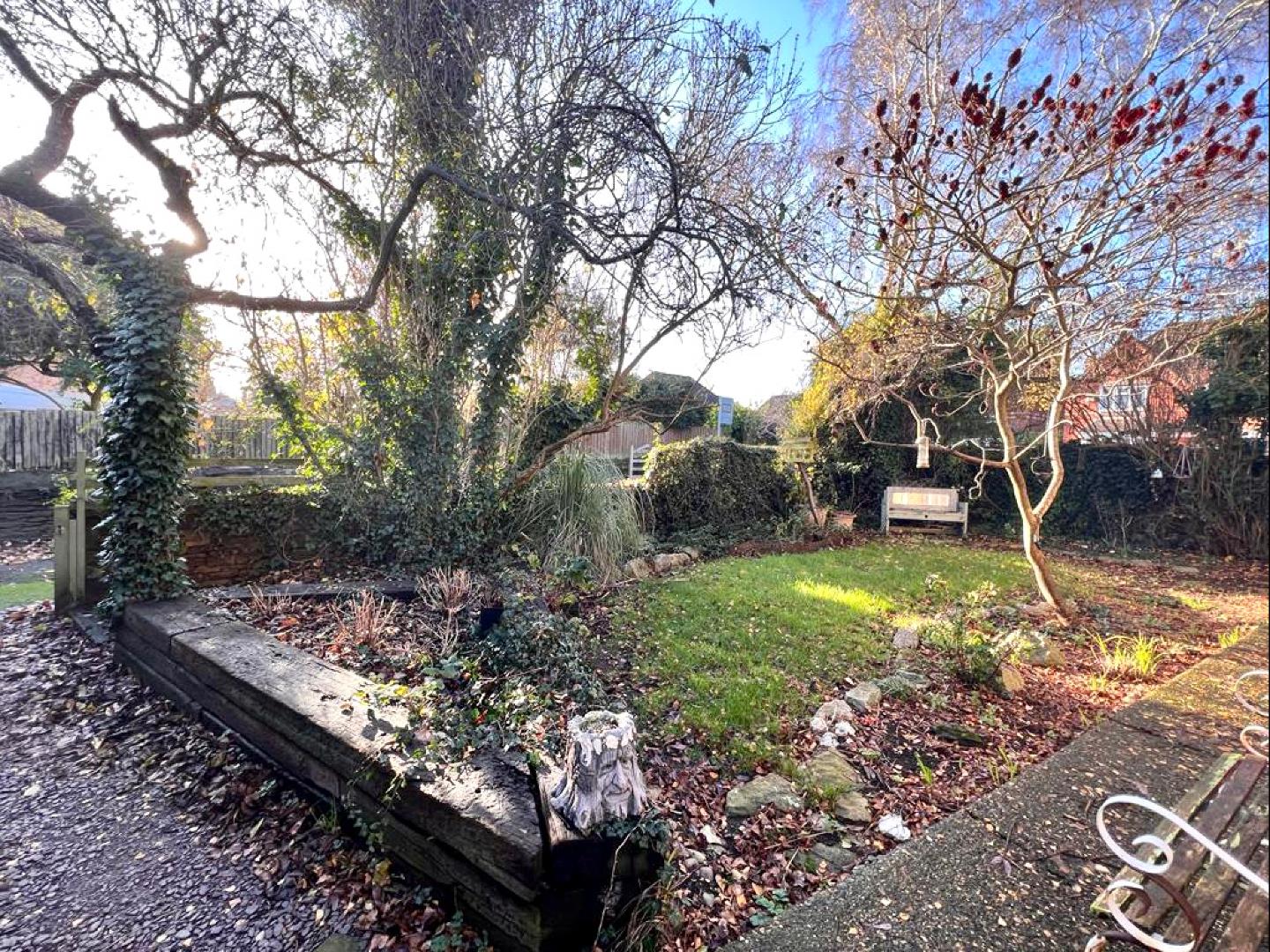 Orchard Hill, Little Billing