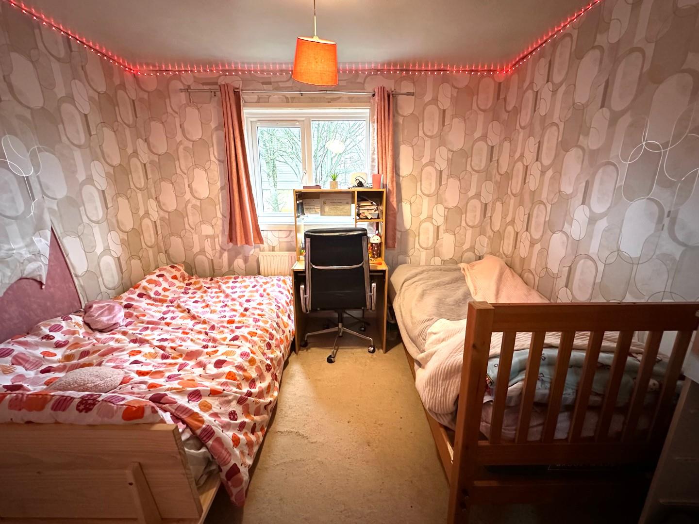 Farm Field Court, Thorplands