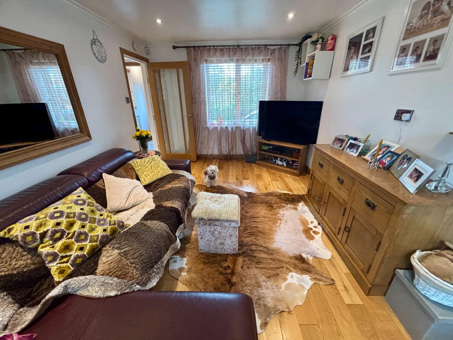 Pine Ridge, Southfields