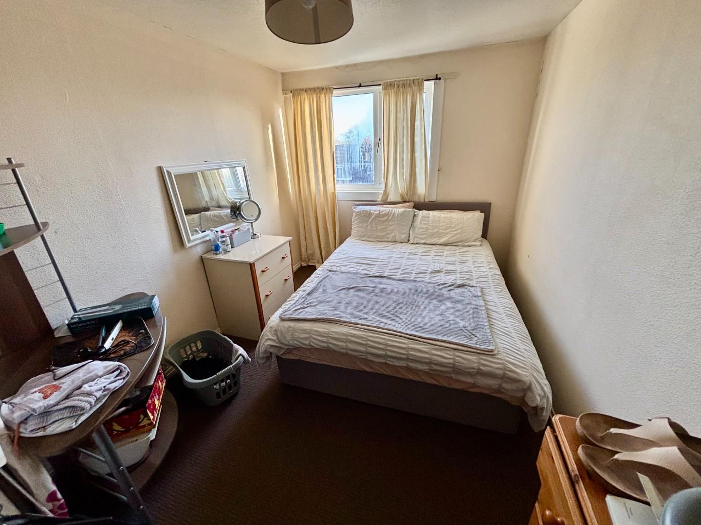 Walledwell Court, Standens Barn