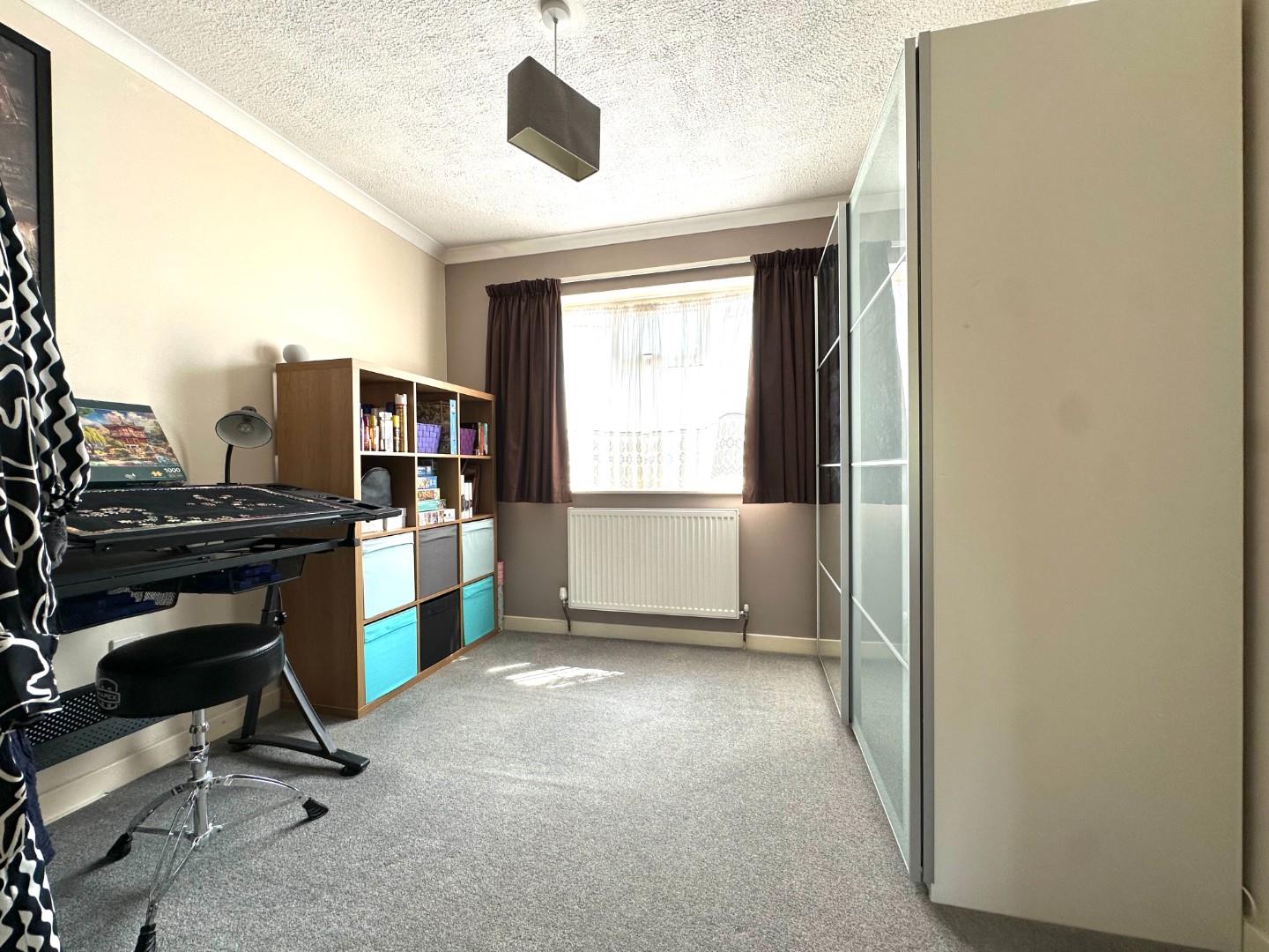 Conyngham Road, Meadowfields