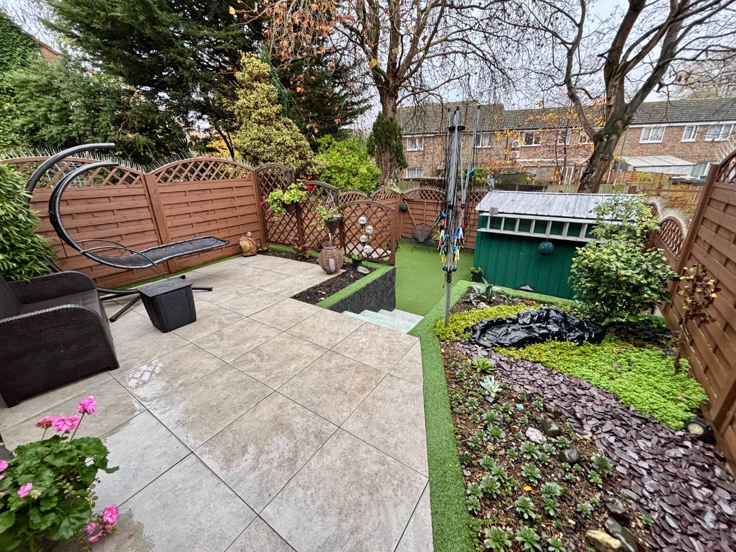 Middlemarch, Woodfields