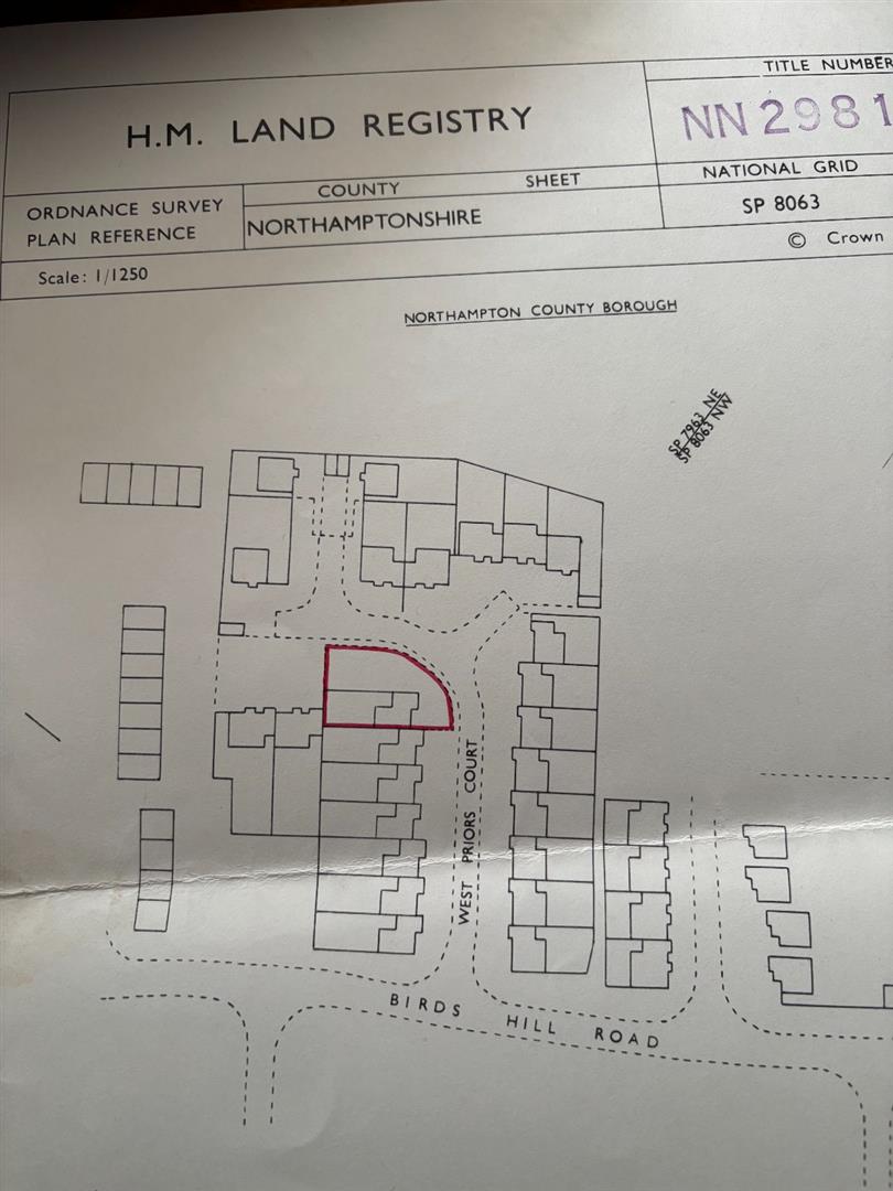 West Priors Court, Lings