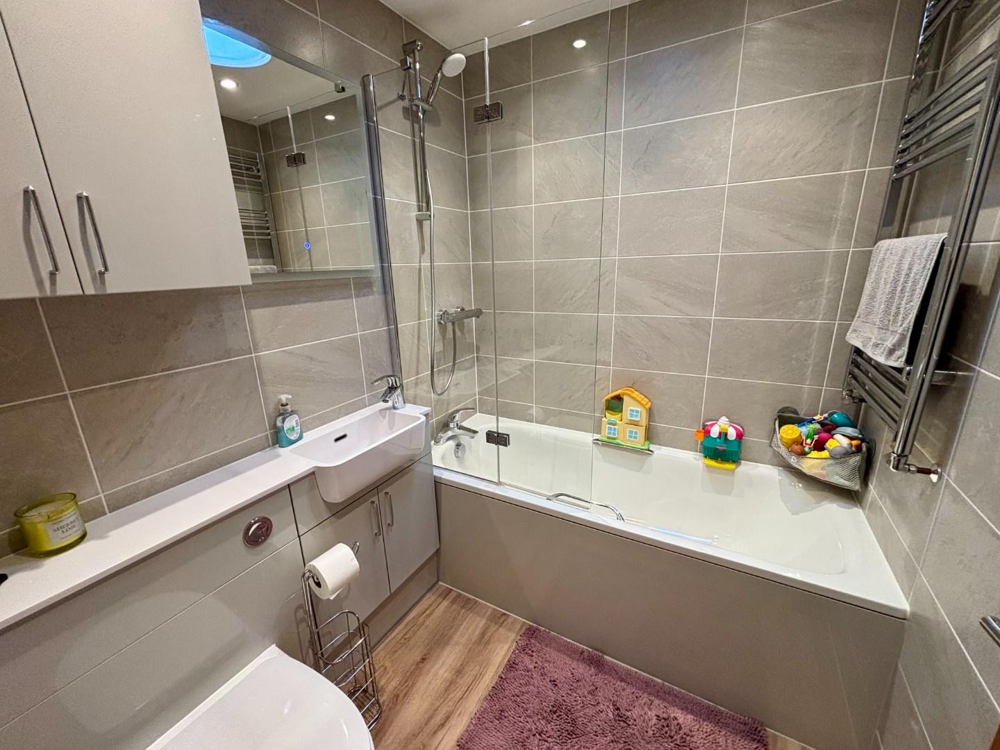 Strawberry Hill, Berrydale