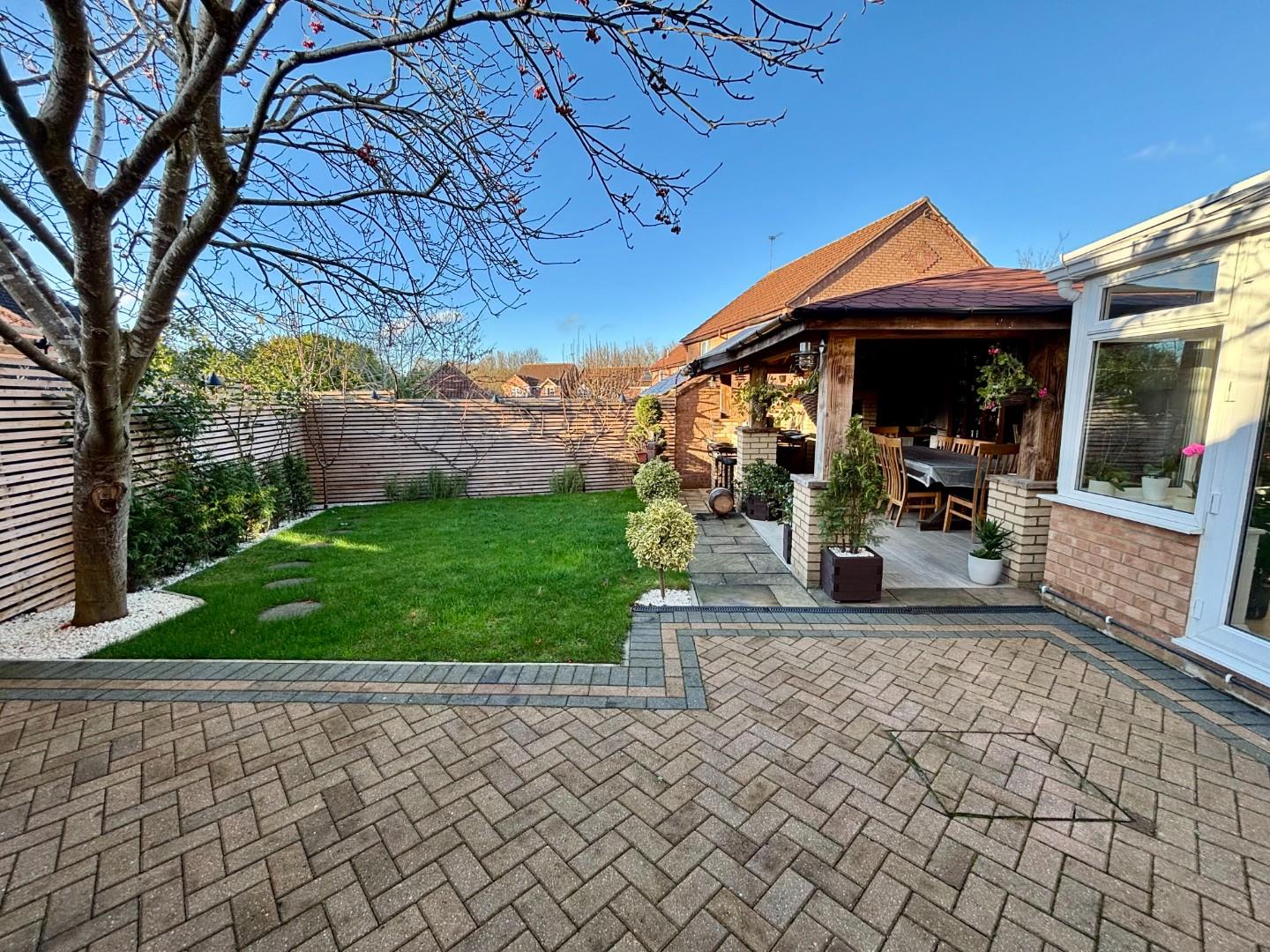 Farmhill Road, Southfields