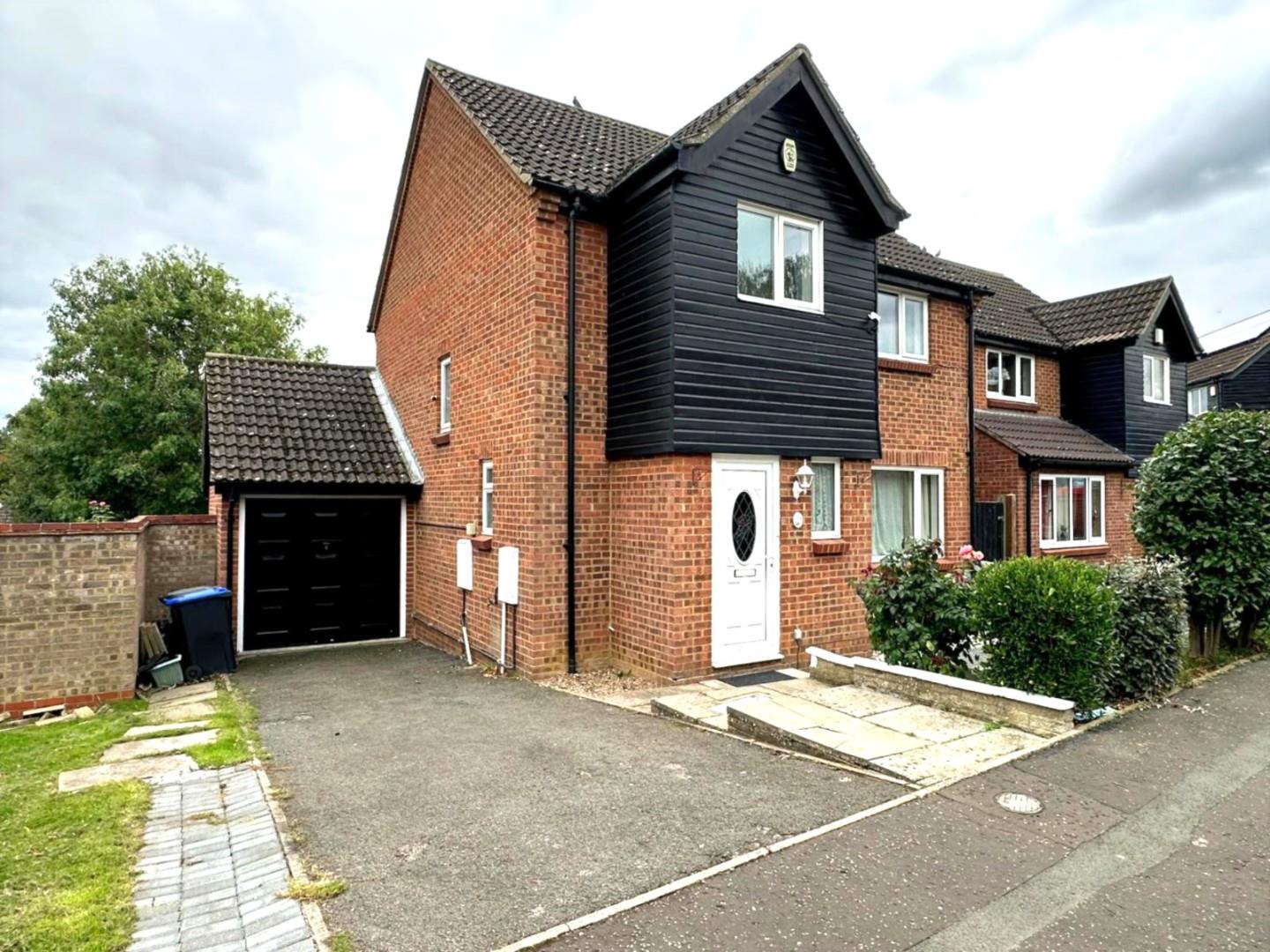 Daimler Close, Rectory Farm