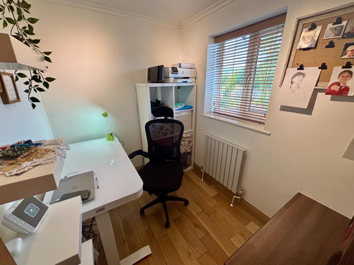 Pine Ridge, Southfields