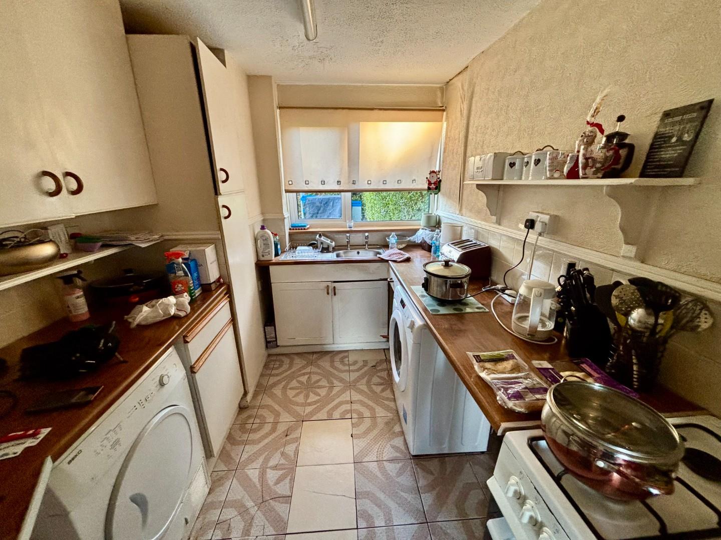 Walledwell Court, Standens Barn