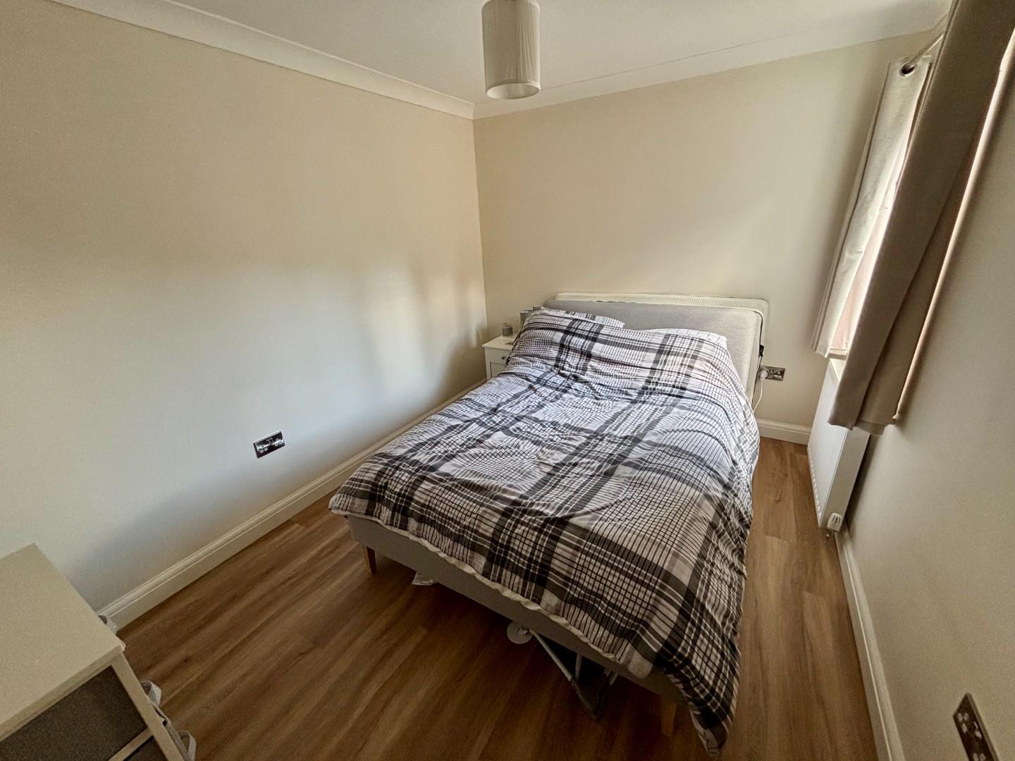 Strawberry Hill, Berrydale