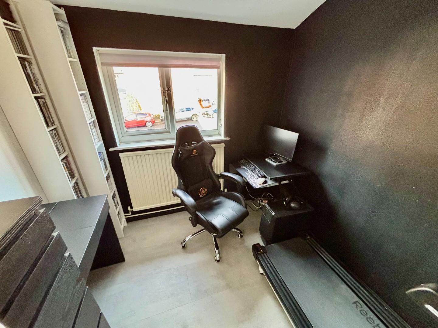 Lark Rise, Northampton