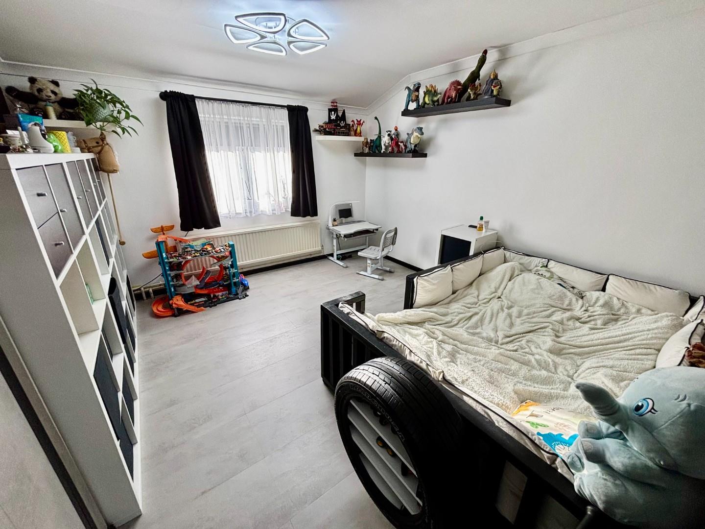 Lark Rise, Northampton