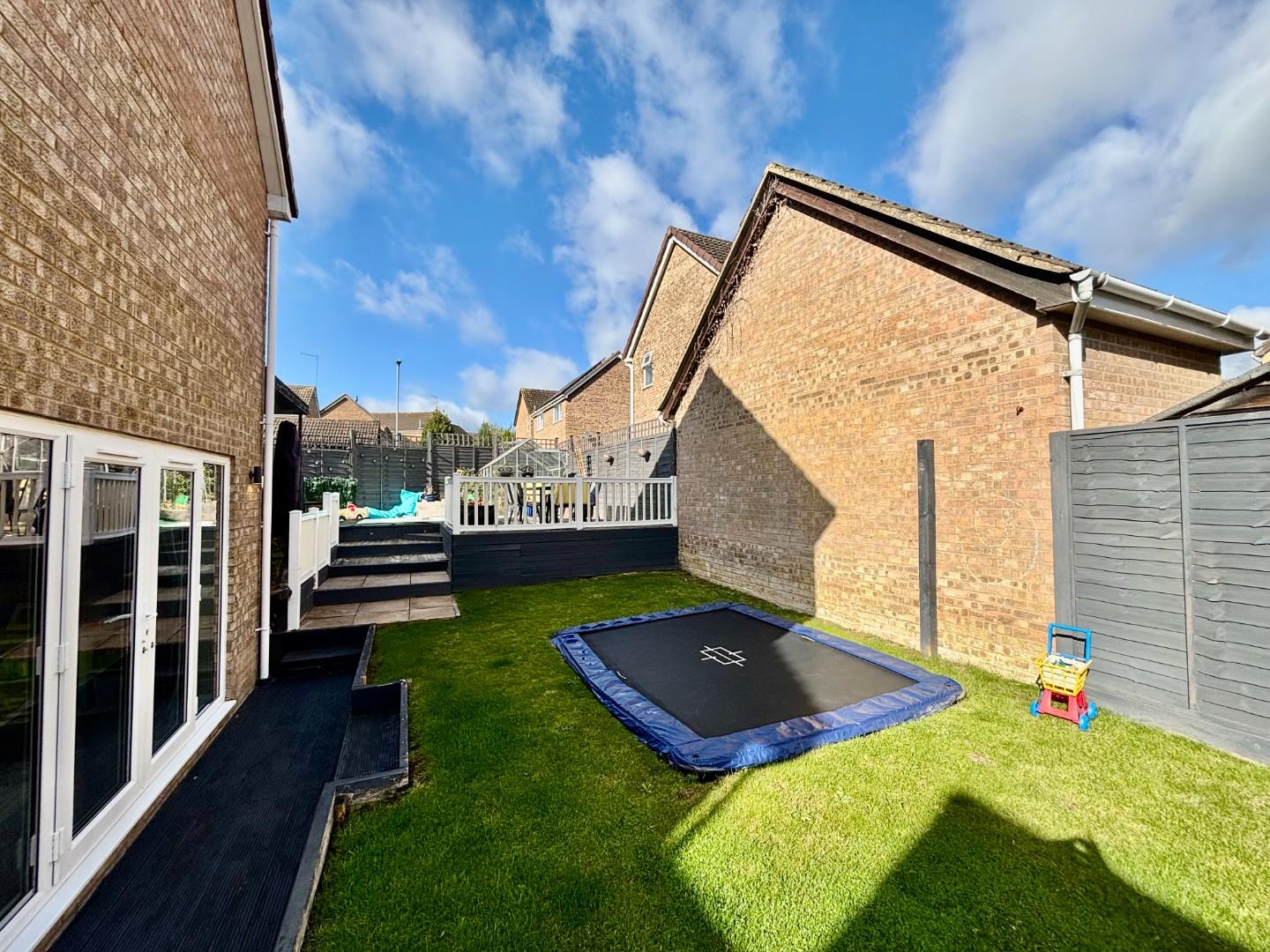 Lakeside Drive, Ecton Brook