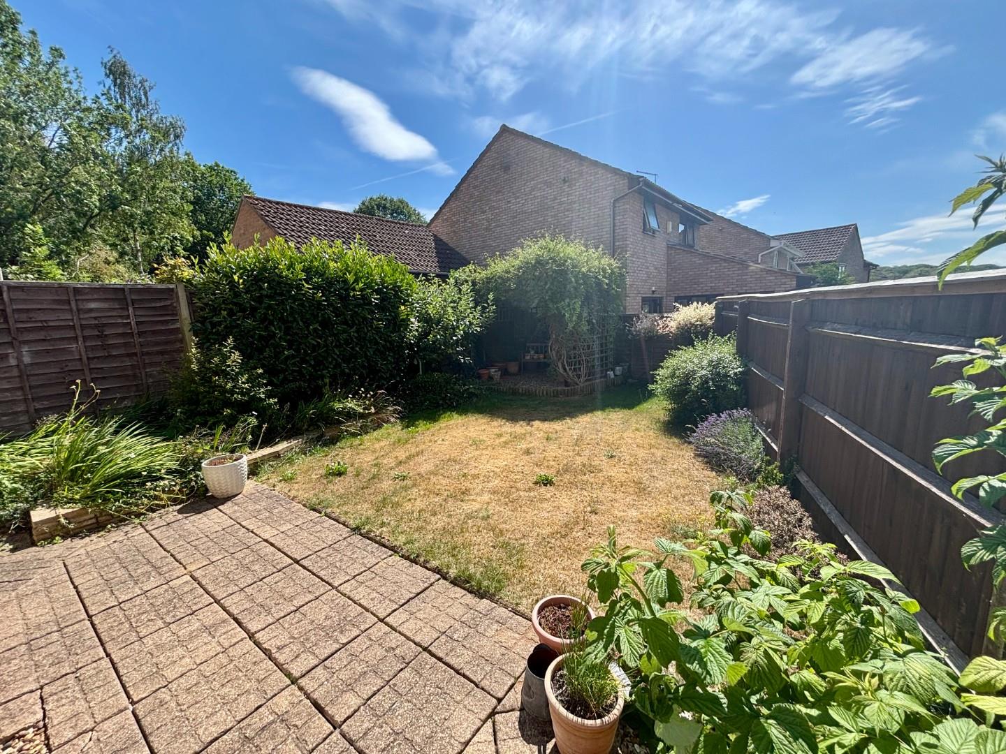 Chatsworth Avenue, Goldenash