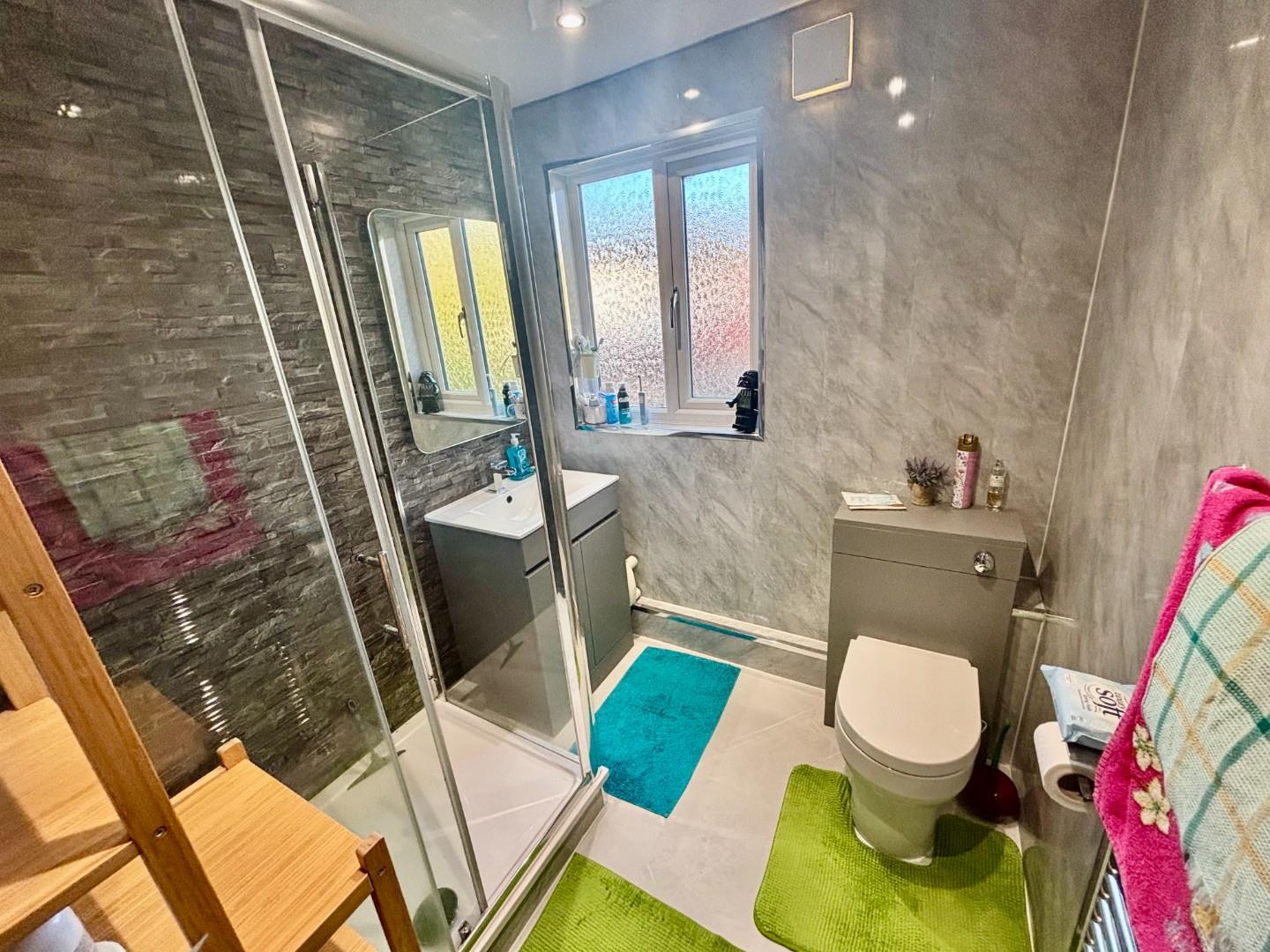 Sidebrook Court, Thorplands